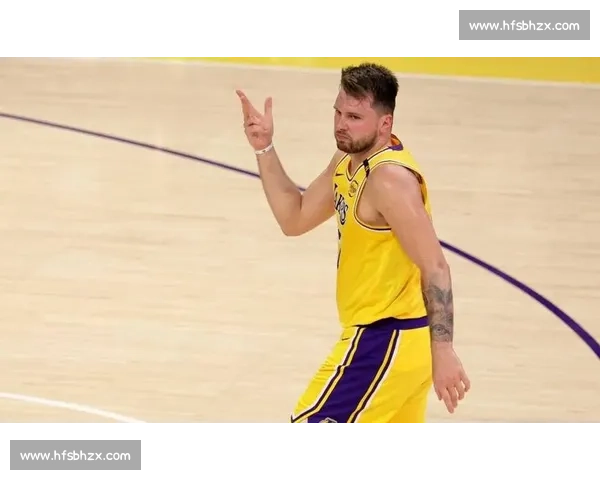 湖人噩耗三连！东契奇伤缺一周 仅 9 人可战